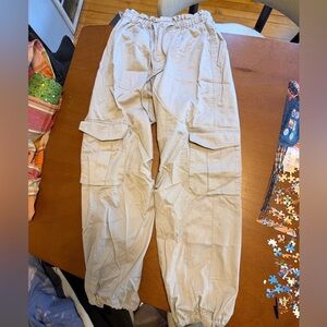 Abercrombie camel-color cargo pants